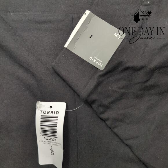 Torrid Plus Size Confetti Crop Pants Size 5X - Picture 2 of 6